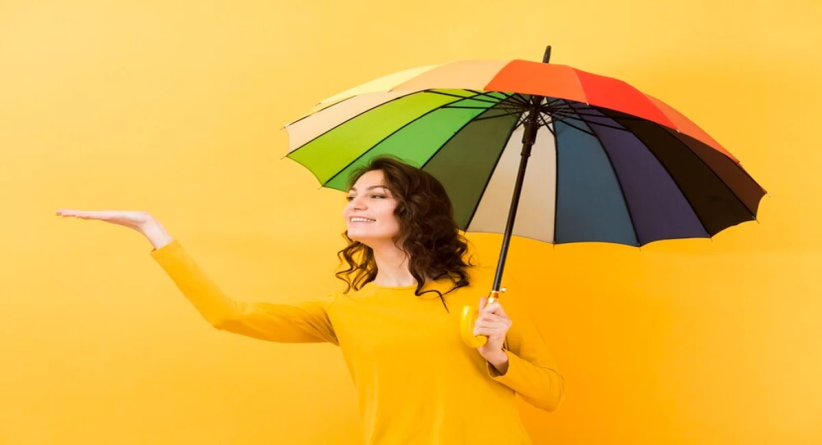 What Are the Best Practices for Combining Umbrellas with Other Promotional Items?